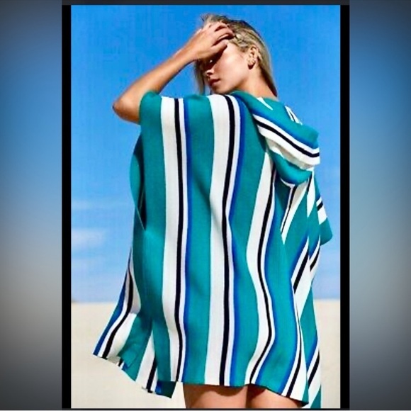 Free People All I Need Hooded Beach Poncho Coverup - Picture 4 of 6